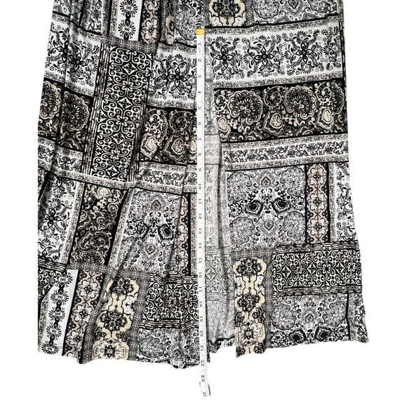 Three Pink Hearts Black and White Halter Maxi Sundress - Picture 13 of 16